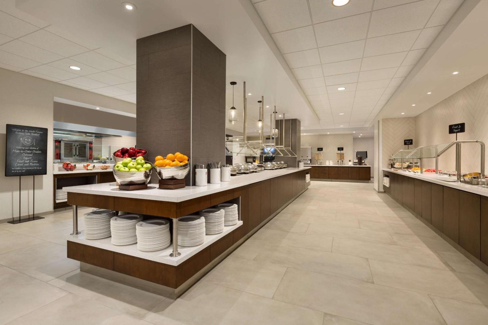 Embassy Suites By Hilton Denton Convention Center Luaran gambar