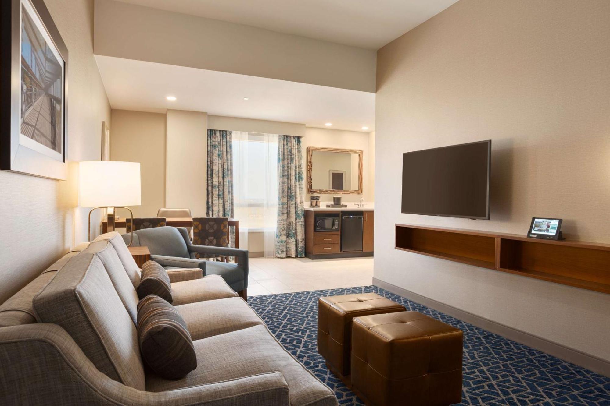 Embassy Suites By Hilton Denton Convention Center Luaran gambar