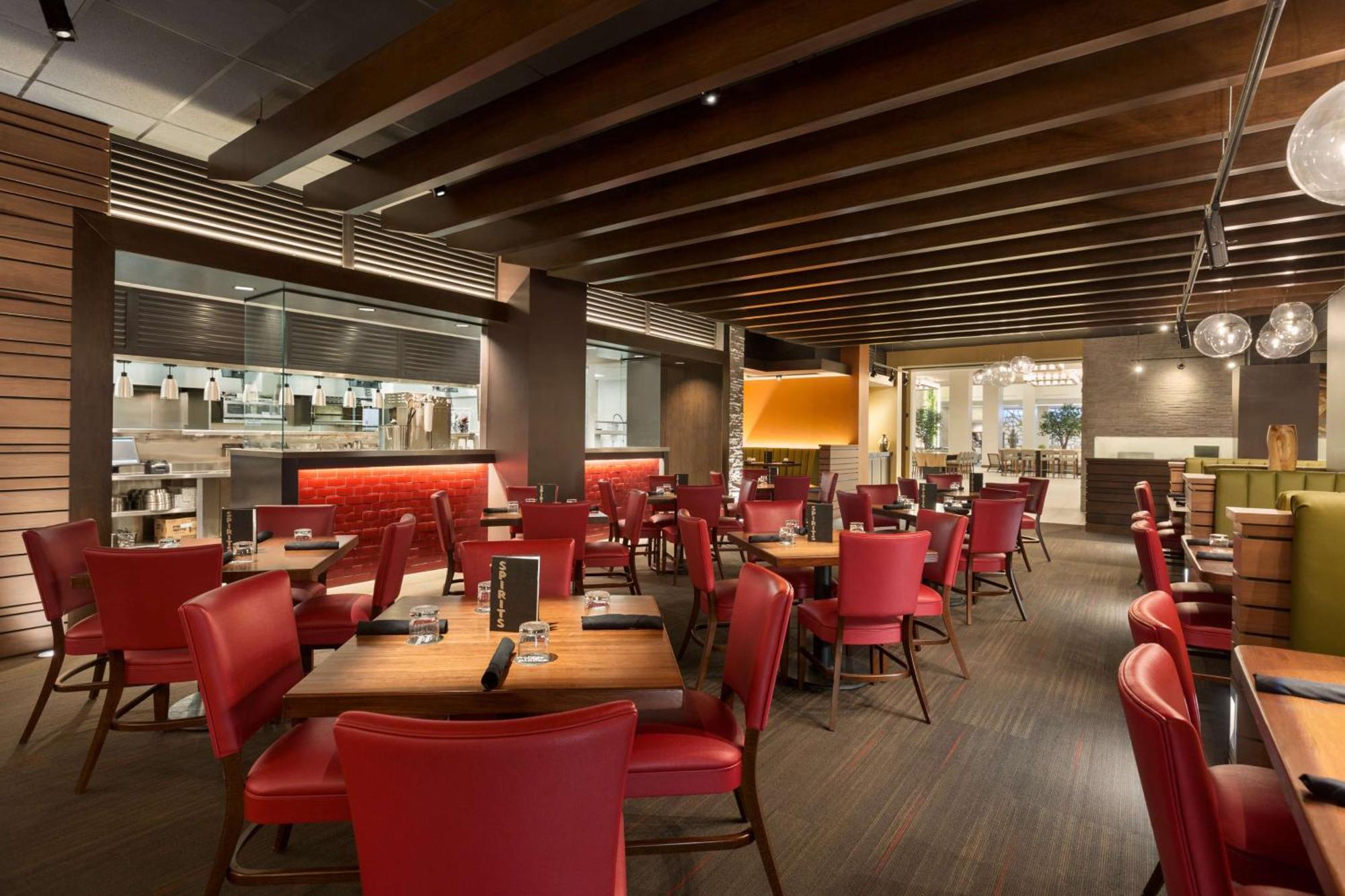 Embassy Suites By Hilton Denton Convention Center Luaran gambar